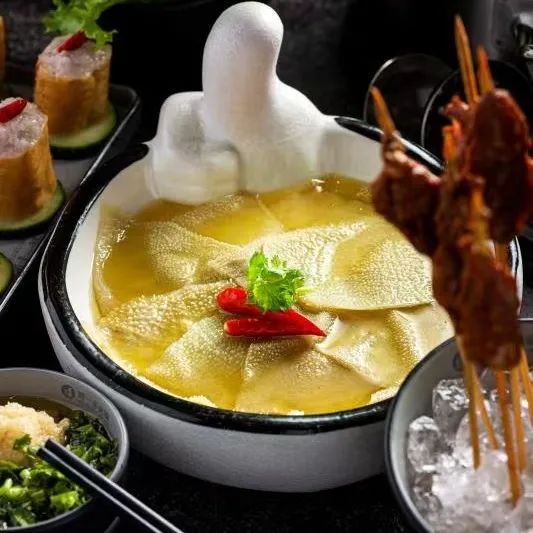 刘一手火锅10次霸王餐，充值卡&iPhone都白送？