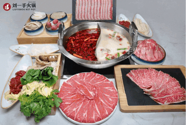 刘一手火锅10次霸王餐，充值卡&iPhone都白送？