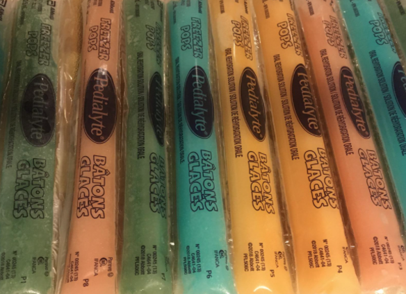 孩子得肠胃感冒,腹泻呕吐到脱水,这种电解质冰棒太好用了 孩子得肠胃感冒,腹泻呕吐到脱水,这种电解质冰棒太好用了