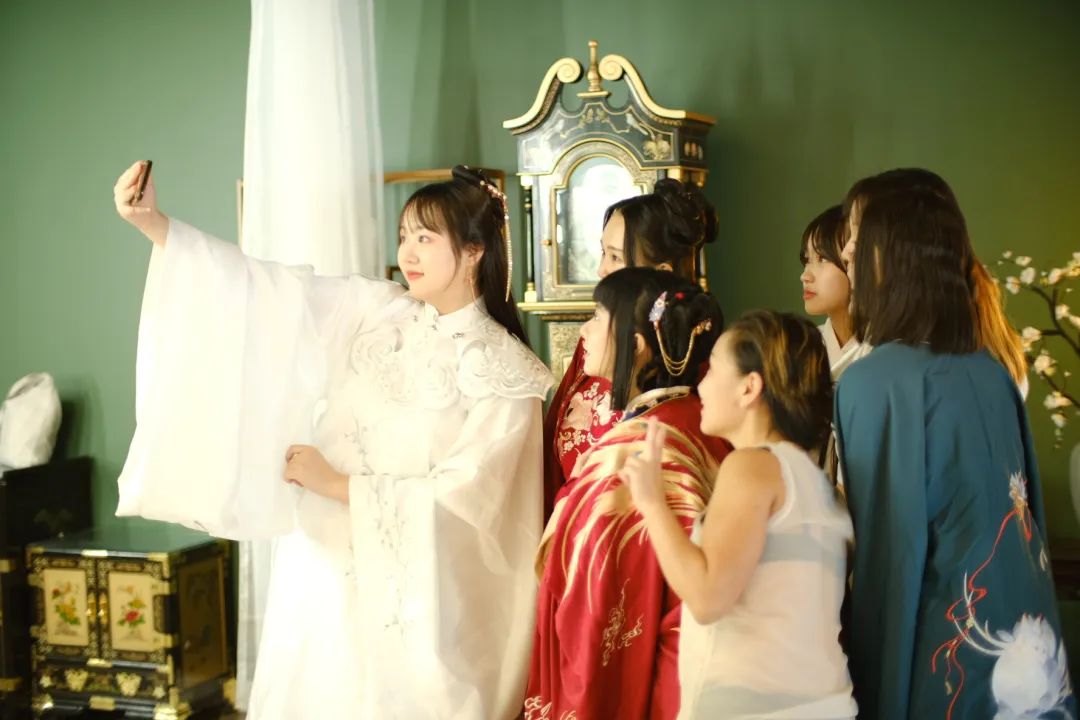 宝藏体验馆| 汉服中式下午茶：绝美！请把仙气两字打在公屏上