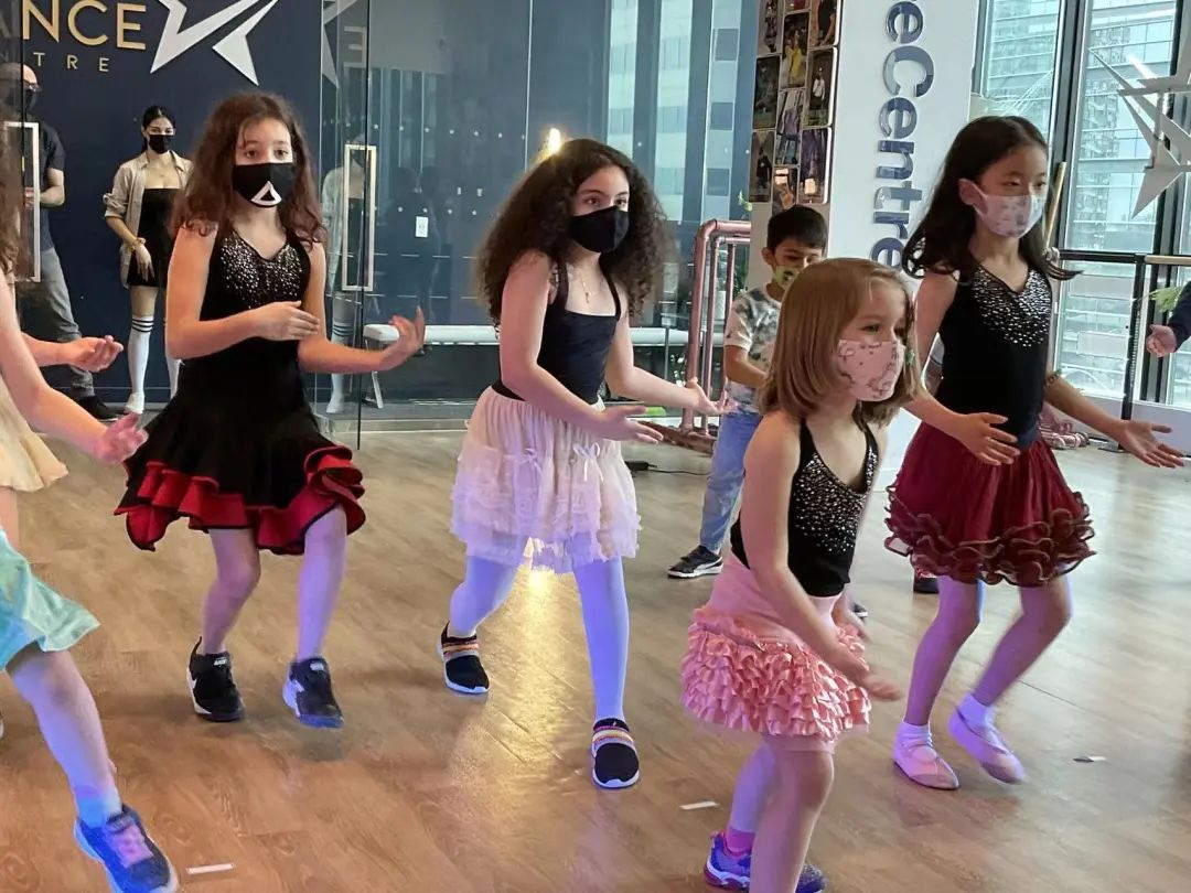 一个充满惊喜的假期：多伦多星舞蹈中心️舞蹈艺术夏令营火热报名中！