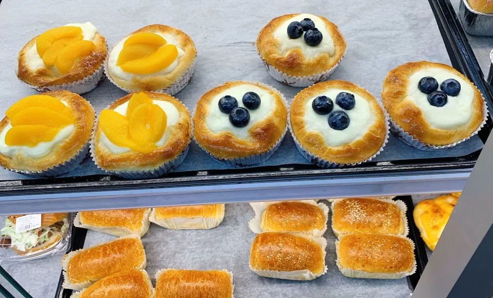 狂欢爆爆爆！这家超市中秋狂欢一降到底，怎么买都划算！温哥华蟹$8.88，中秋家宴一站式购齐~