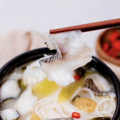 去云尚米线免费领红糖糍粑、红豆沙南瓜饼！这个中秋甜到心坎！