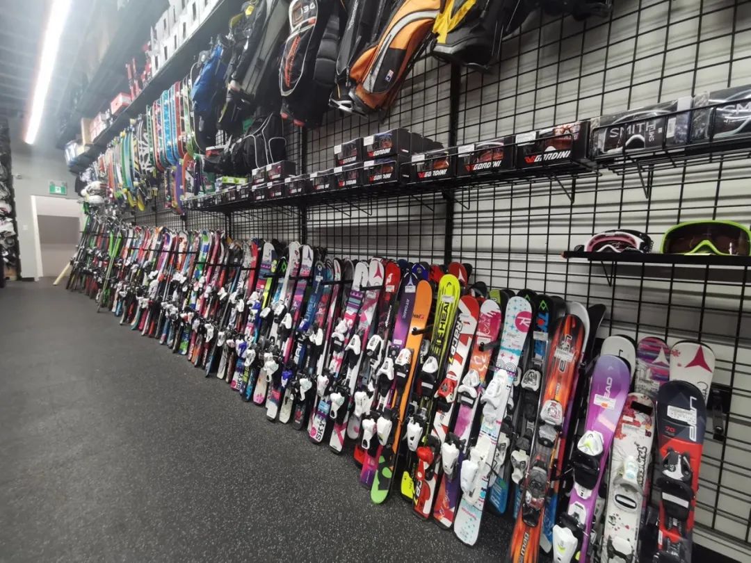 孩子普通的雪衣能滑雪吗?儿童滑雪装备购置攻略了解一下 孩子普通的雪衣能滑雪吗?儿童滑雪装备购置攻略了解一下