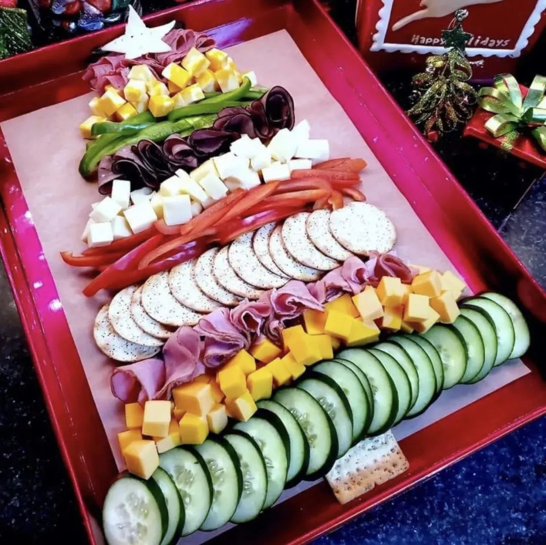 生活已经很摆烂了！摆盘卷起来：圣诞节创意摆盘灵感