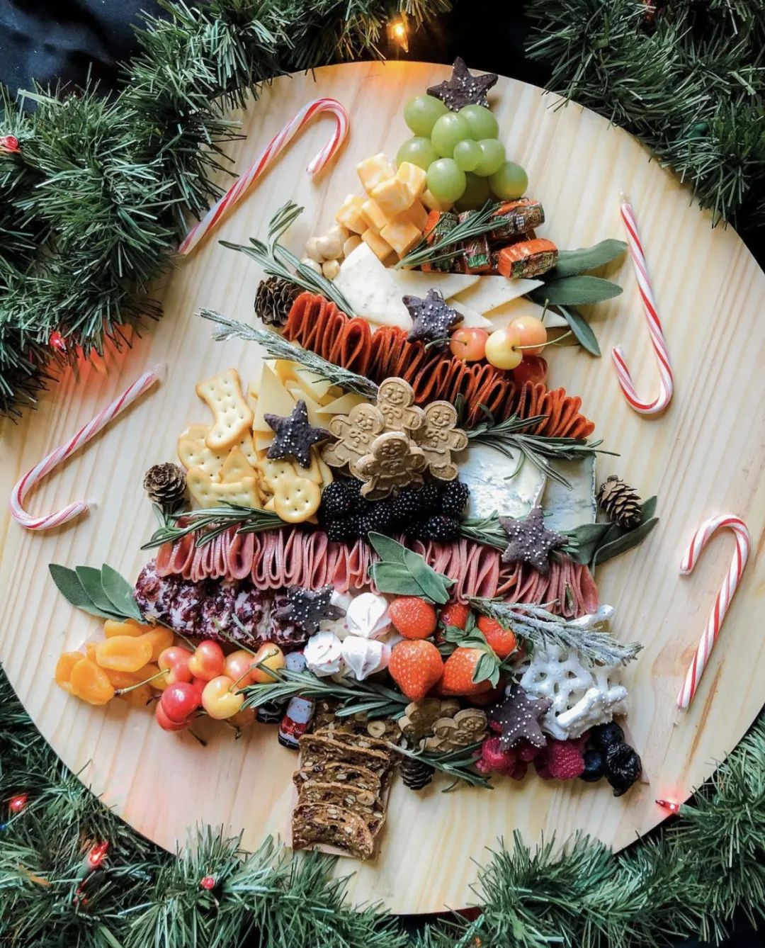 生活已经很摆烂了！摆盘卷起来：圣诞节创意摆盘灵感