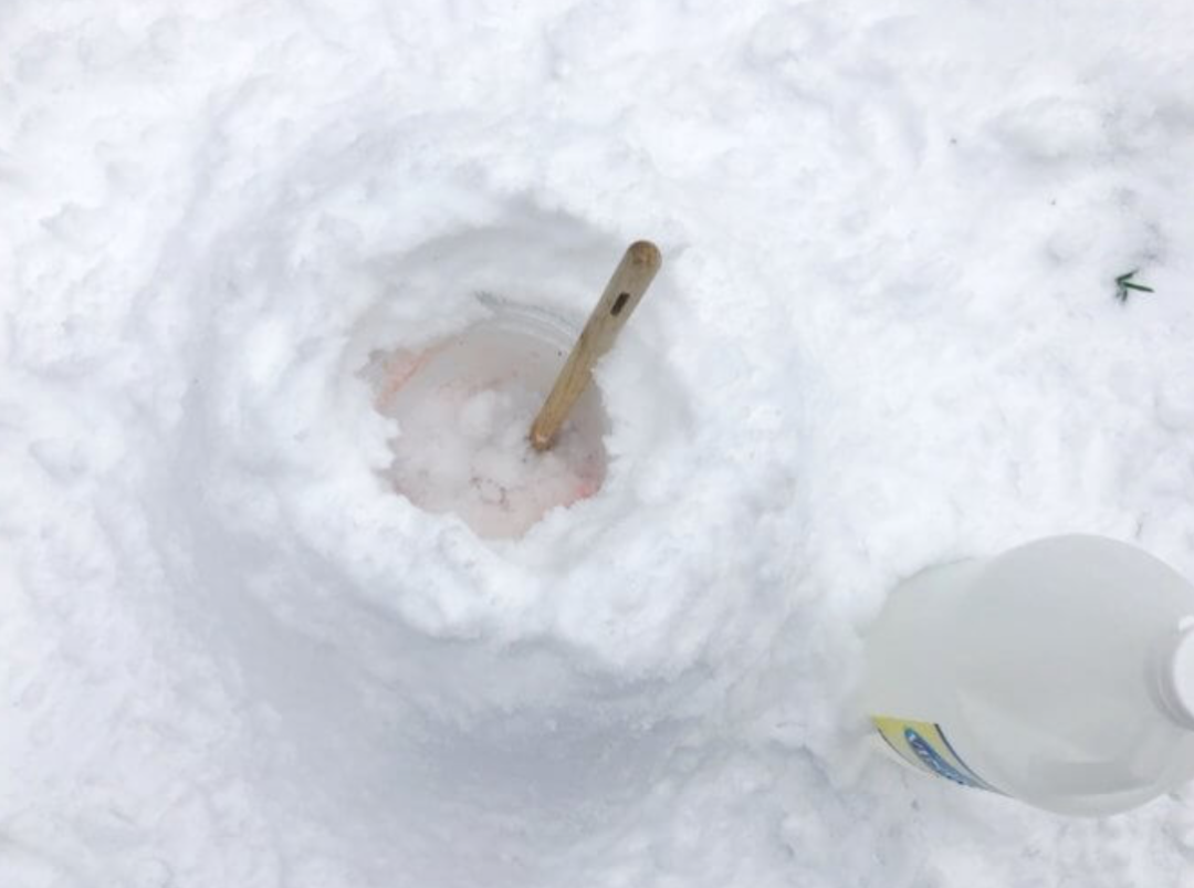 这是懂玩雪的!不出门把雪玩得明明白白:大型高能爹妈炫技现场 这是懂玩雪的!不出门把雪玩得明明白白:大型高能爹妈炫技现场