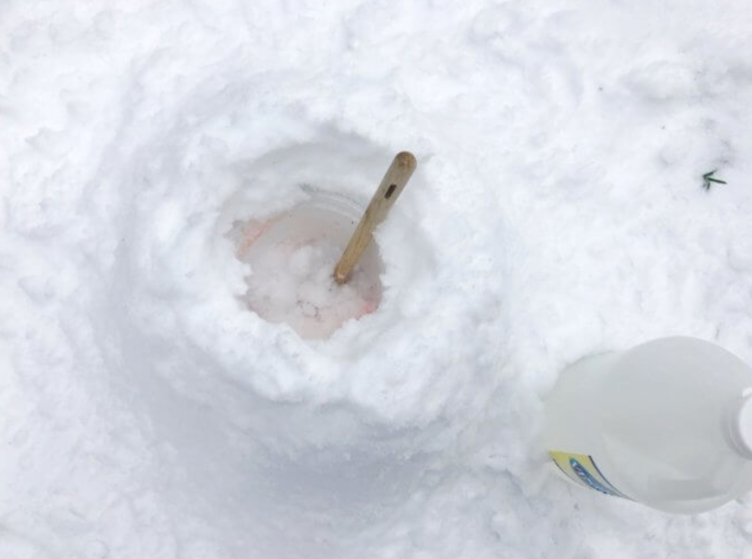 这是懂玩雪的！不出门把雪玩得明明白白：大型高能爹妈炫技现场