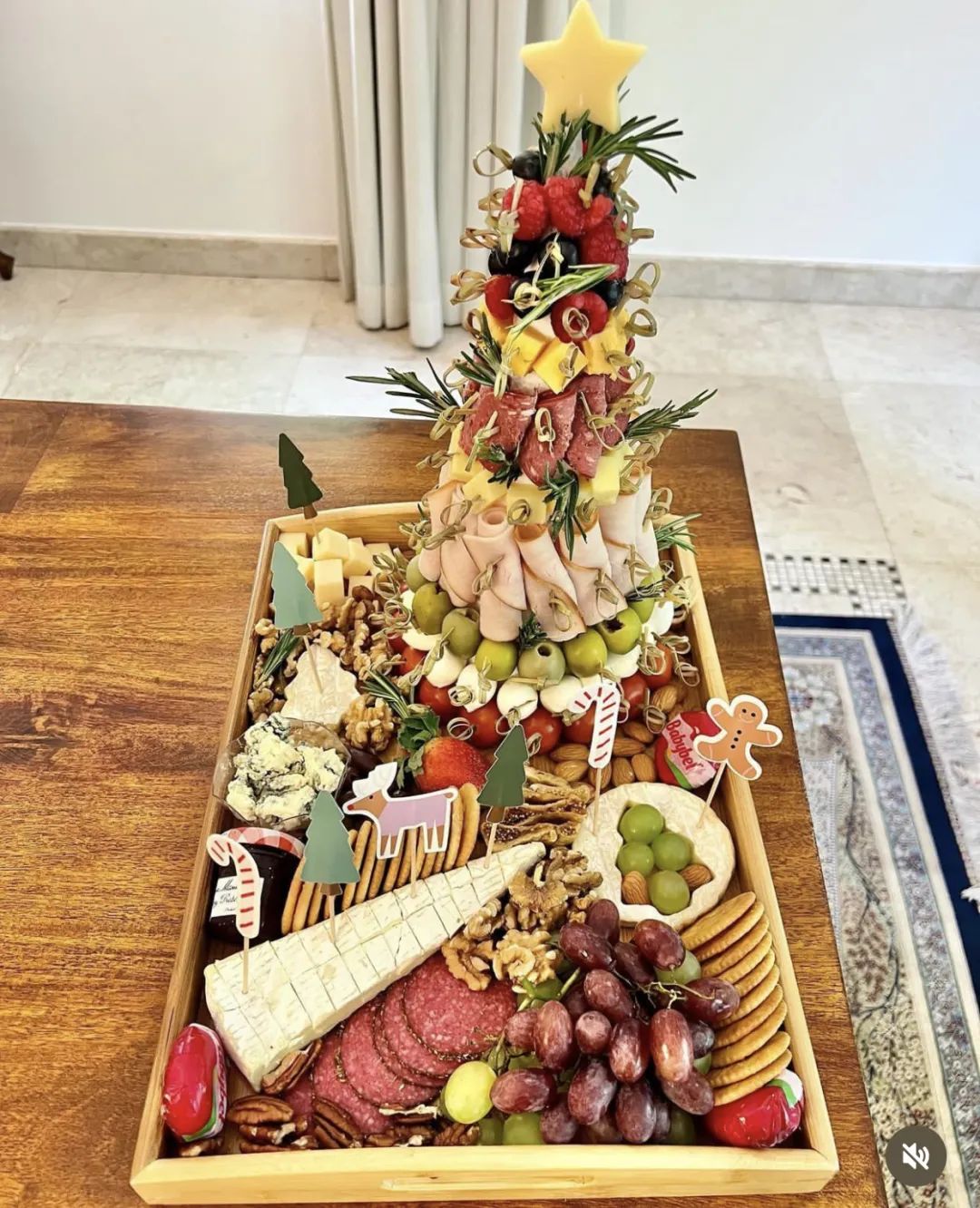 生活已经很摆烂了！摆盘卷起来：圣诞节创意摆盘灵感