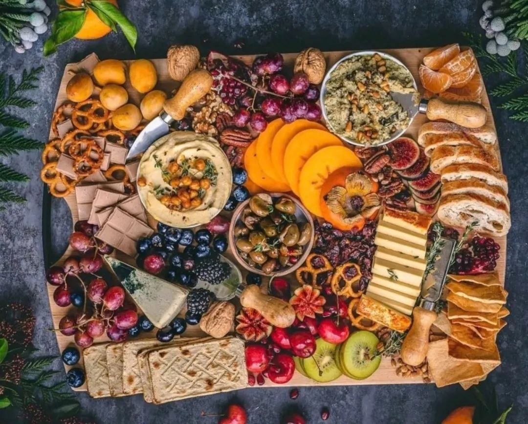 生活已经很摆烂了！摆盘卷起来：圣诞节创意摆盘灵感