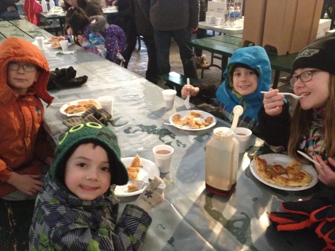 冬季高质量遛娃:多伦多周边这7个冰火嘉年华值得打卡 冬季高质量遛娃:多伦多周边这7个冰火嘉年华值得打卡