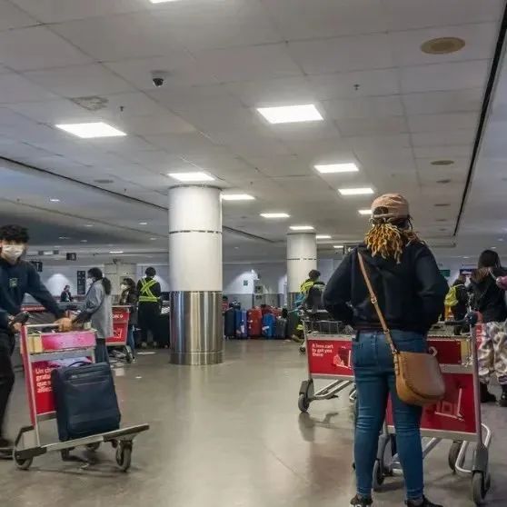 一人带俩娃美国转机跨越东西半球！亲测带娃丝滑返加：早知道这些能省半条命