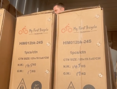 加拿大的“小Phoebe”们，你们的Ross来了！低收入家庭5-16岁孩子免费申领一辆自行车