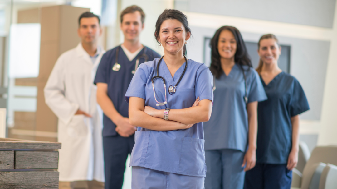 【揭秘】加拿大紧缺职业个人护理PSW有多香？