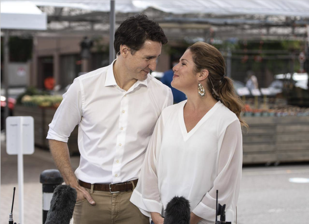 都是瓜！特鲁多和妻子官宣分居：第一个这么做的加拿大在位总理是他爹