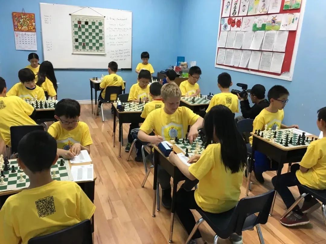 为什么越来越多的家长让孩子学国际象棋?其中到底有什么好处呢? 为什么越来越多的家长让孩子学国际象棋?其中到底有什么好处呢?
