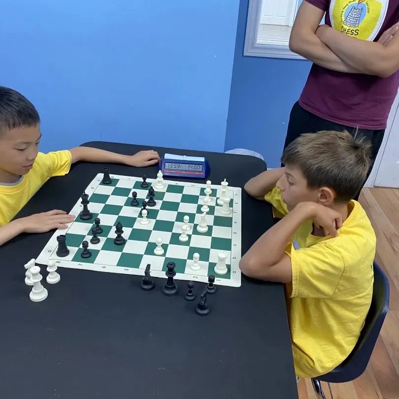 为什么越来越多的家长让孩子学国际象棋?其中到底有什么好处呢? 为什么越来越多的家长让孩子学国际象棋?其中到底有什么好处呢?