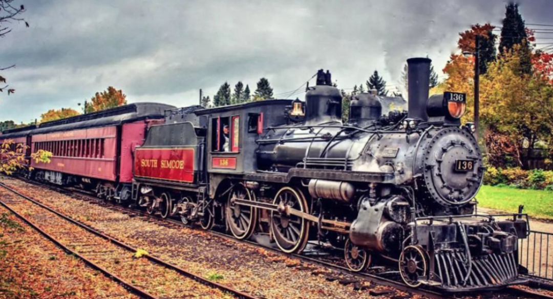 枫叶没红，火车票红了！坐火车赏枫叶要开始抢票了：抢到键盘冒烟