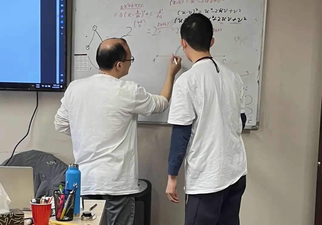 在多伦多火出圈的数学课,领先同龄人2-6年!到底牛在哪? 在多伦多火出圈的数学课,领先同龄人2-6年!到底牛在哪?