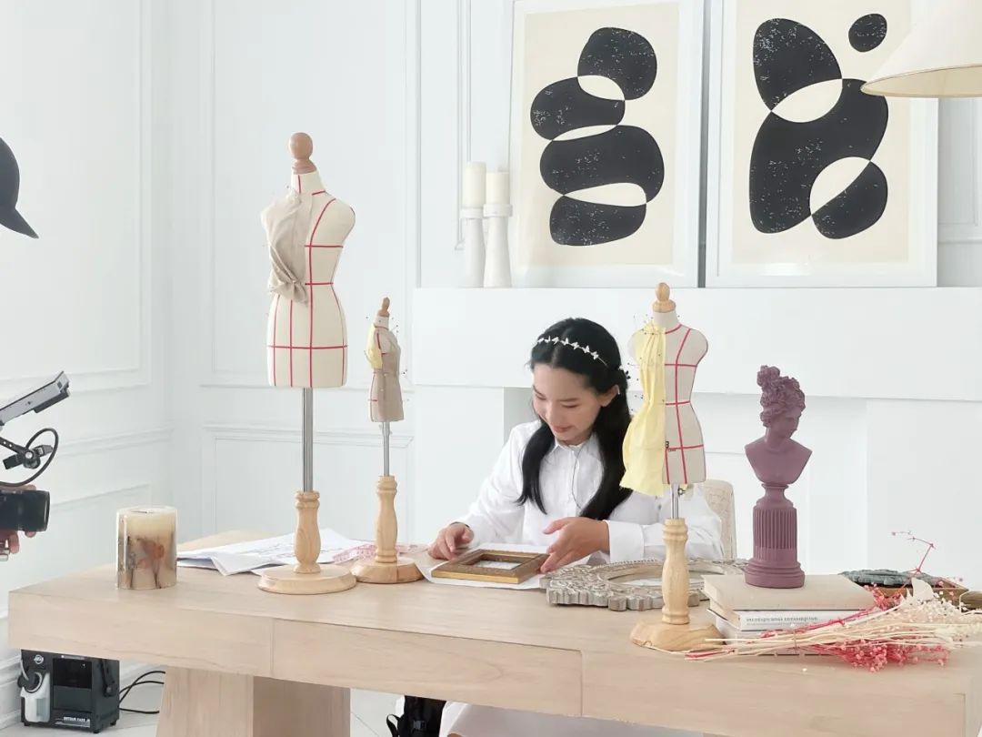 多伦多宝藏青少年服装设计学校被我们找到了！艺术美育Eyes On Mi！