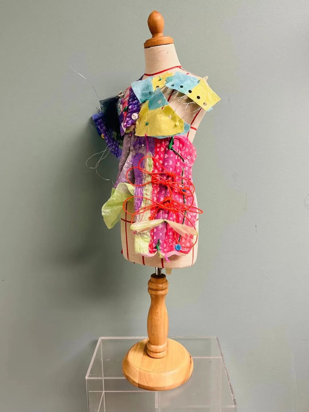 多伦多宝藏青少年服装设计学校被我们找到了！艺术美育Eyes On Mi！