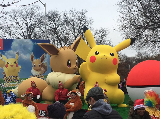 圣诞老人大游行最后一波!多伦多各大灯展都亮起来了~ 圣诞老人大游行最后一波!多伦多各大灯展都亮起来了~