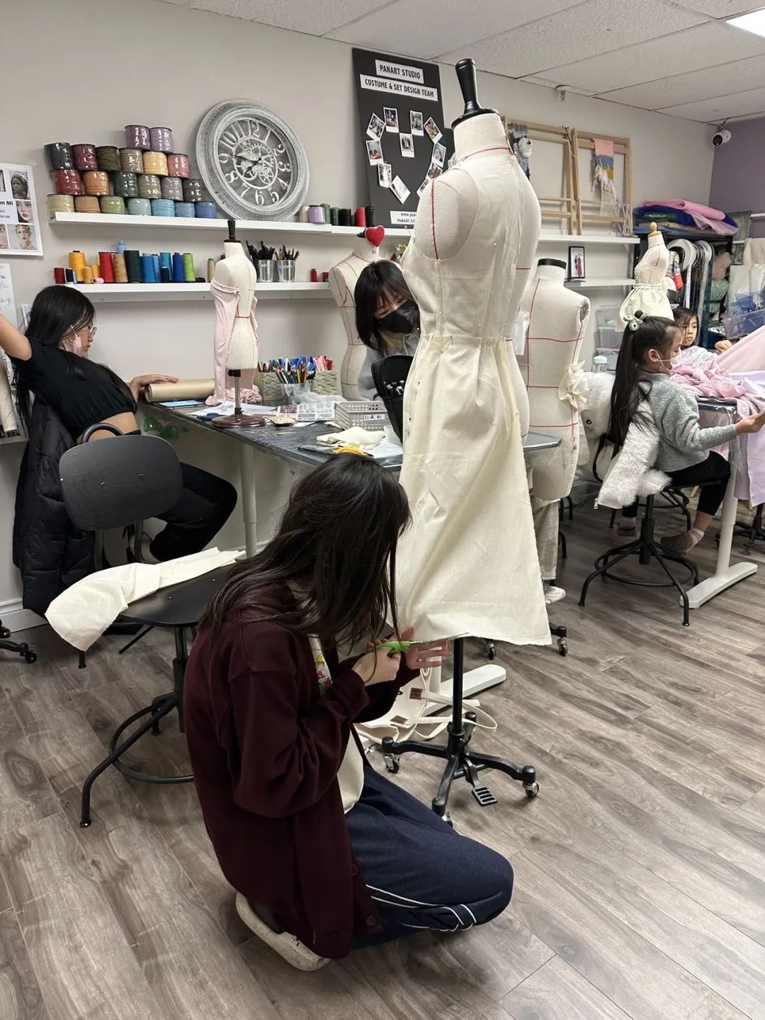 多伦多宝藏青少年服装设计学校被我们找到了！艺术美育Eyes On Mi！