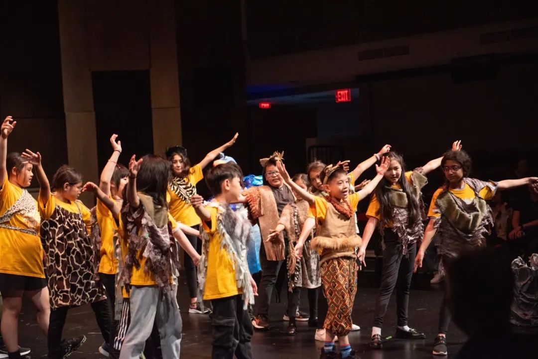 多伦多宝藏青少年服装设计学校被我们找到了！艺术美育Eyes On Mi！