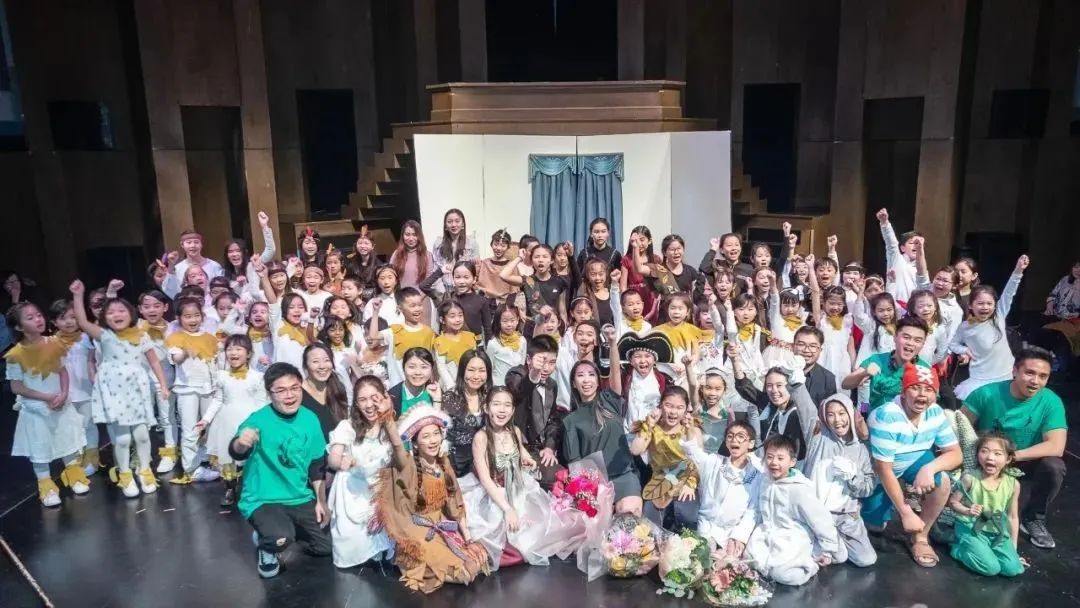 多伦多宝藏青少年服装设计学校被我们找到了！艺术美育Eyes On Mi！