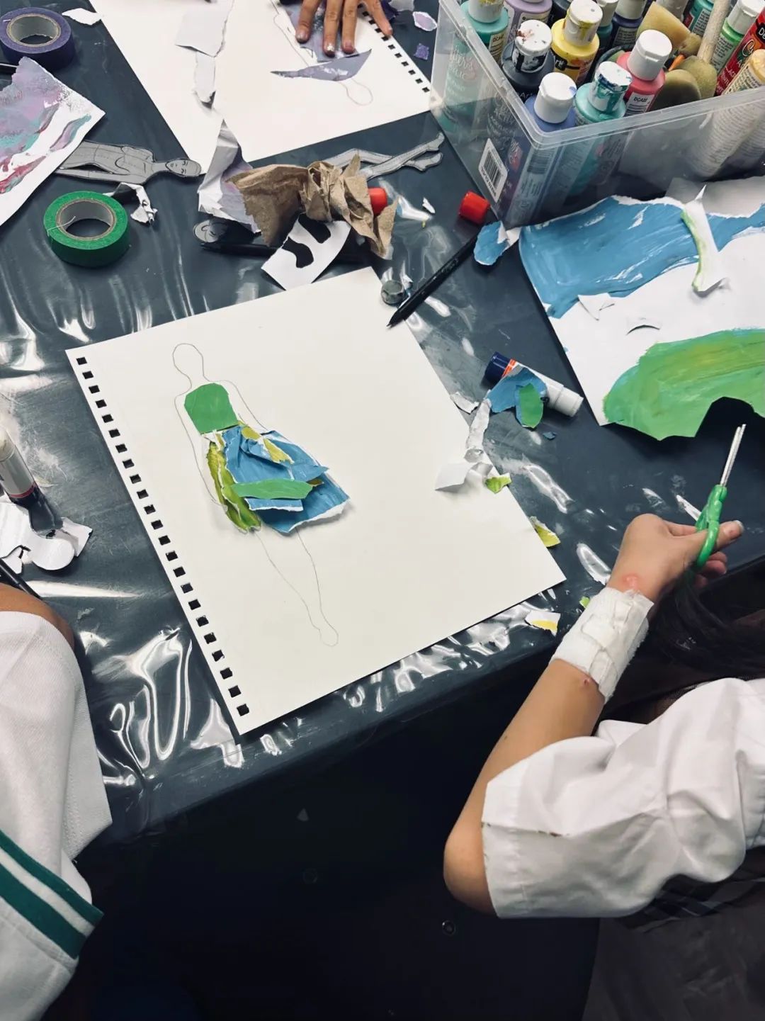 多伦多宝藏青少年服装设计学校被我们找到了！艺术美育Eyes On Mi！