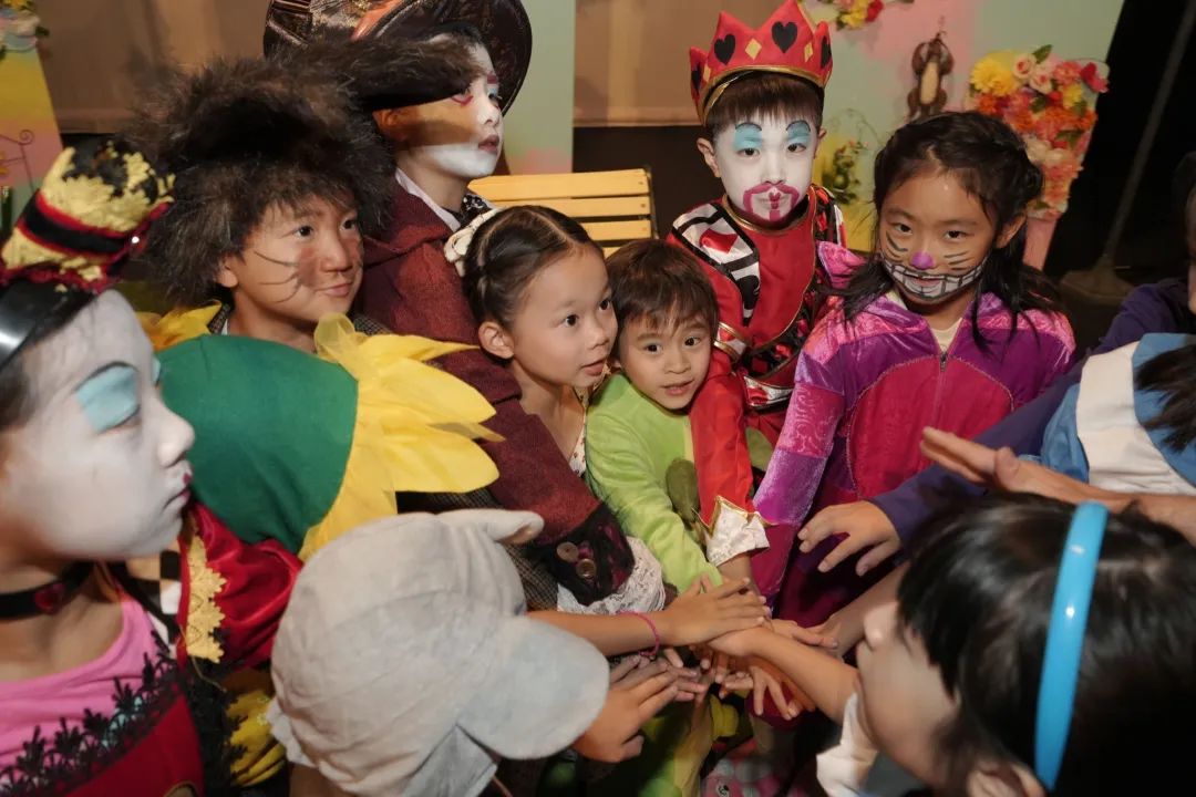 Drama是加拿大孩子必修课!又不想让孩子当演员,学戏剧干什么? Drama是加拿大孩子必修课!又不想让孩子当演员,学戏剧干什么?