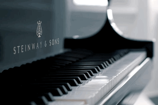 骨折价前所未有！施坦威钢琴厂家直销：仅有四天！