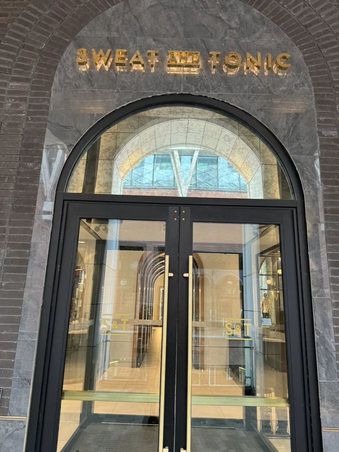 City不City啊~多伦多网红打卡新地标The Well：城市街溜子暴走传说中的“三里屯”