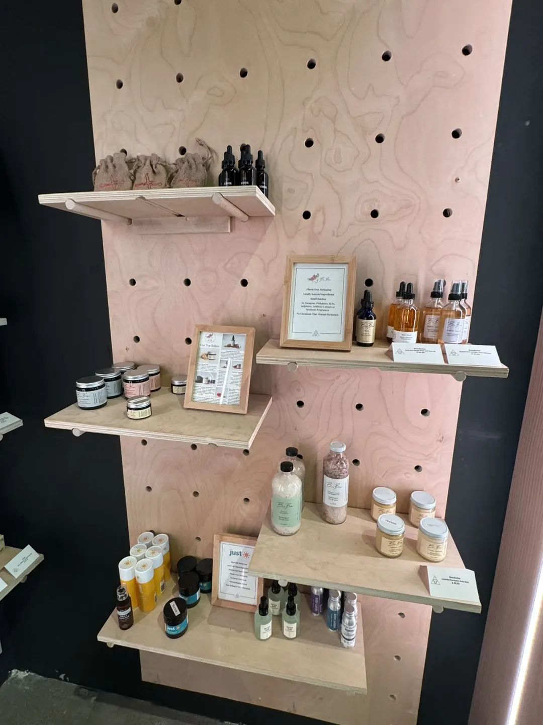 City不City啊~多伦多网红打卡新地标The Well：城市街溜子暴走传说中的“三里屯”