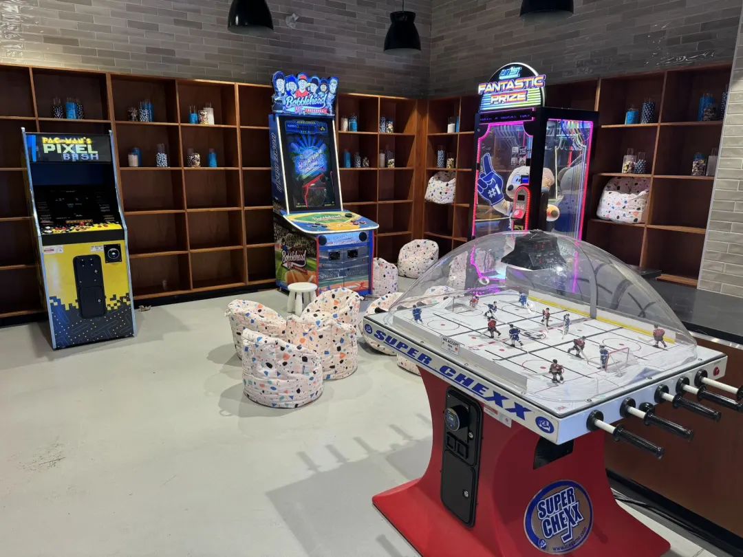 City不City啊~多伦多网红打卡新地标The Well：城市街溜子暴走传说中的“三里屯”