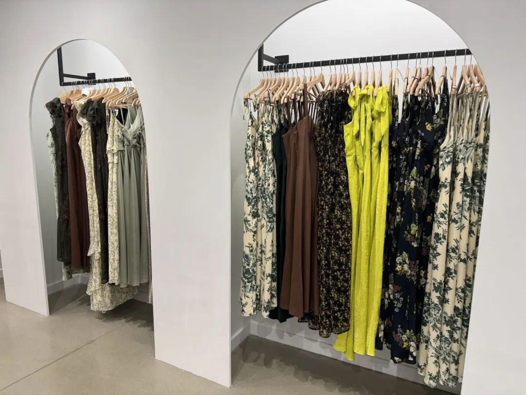 City不City啊~多伦多网红打卡新地标The Well：城市街溜子暴走传说中的“三里屯”