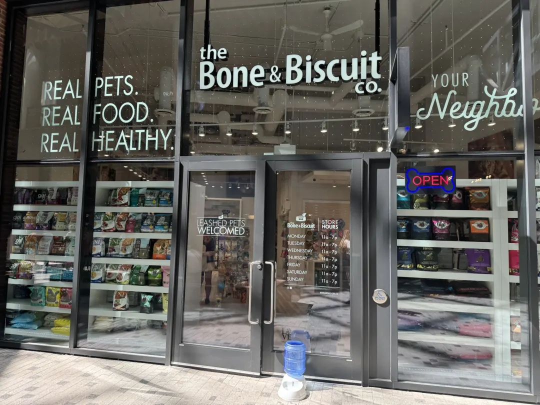 City不City啊~多伦多网红打卡新地标The Well：城市街溜子暴走传说中的“三里屯”