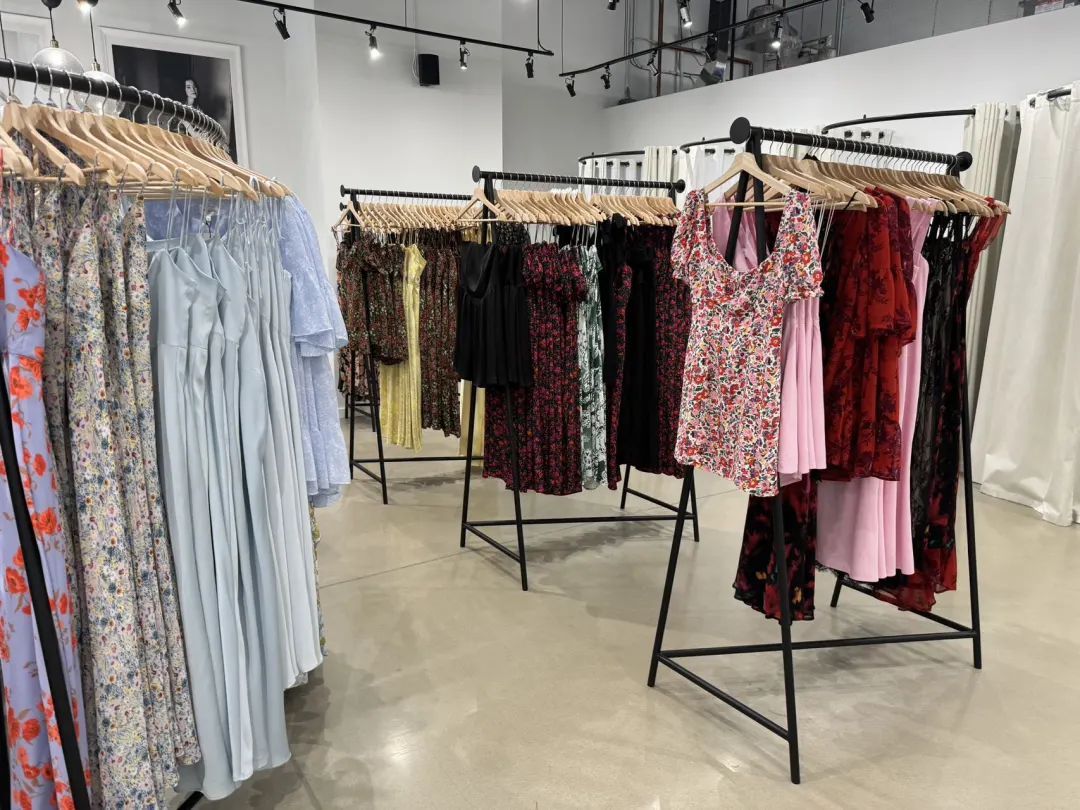 City不City啊~多伦多网红打卡新地标The Well：城市街溜子暴走传说中的“三里屯”