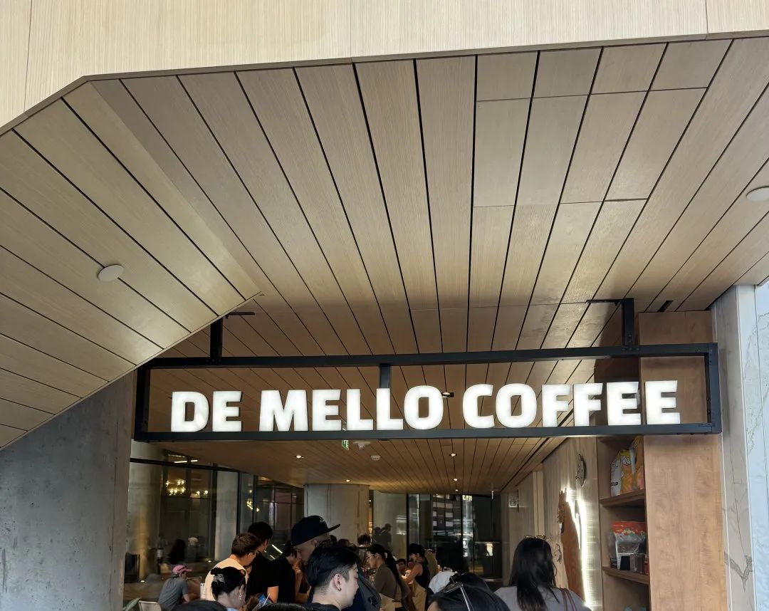 City不City啊~多伦多网红打卡新地标The Well：城市街溜子暴走传说中的“三里屯”