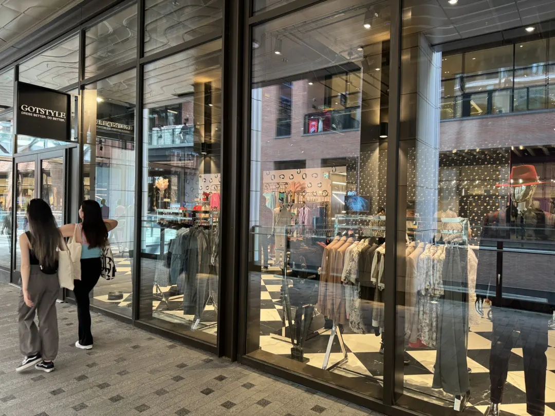 City不City啊~多伦多网红打卡新地标The Well：城市街溜子暴走传说中的“三里屯”