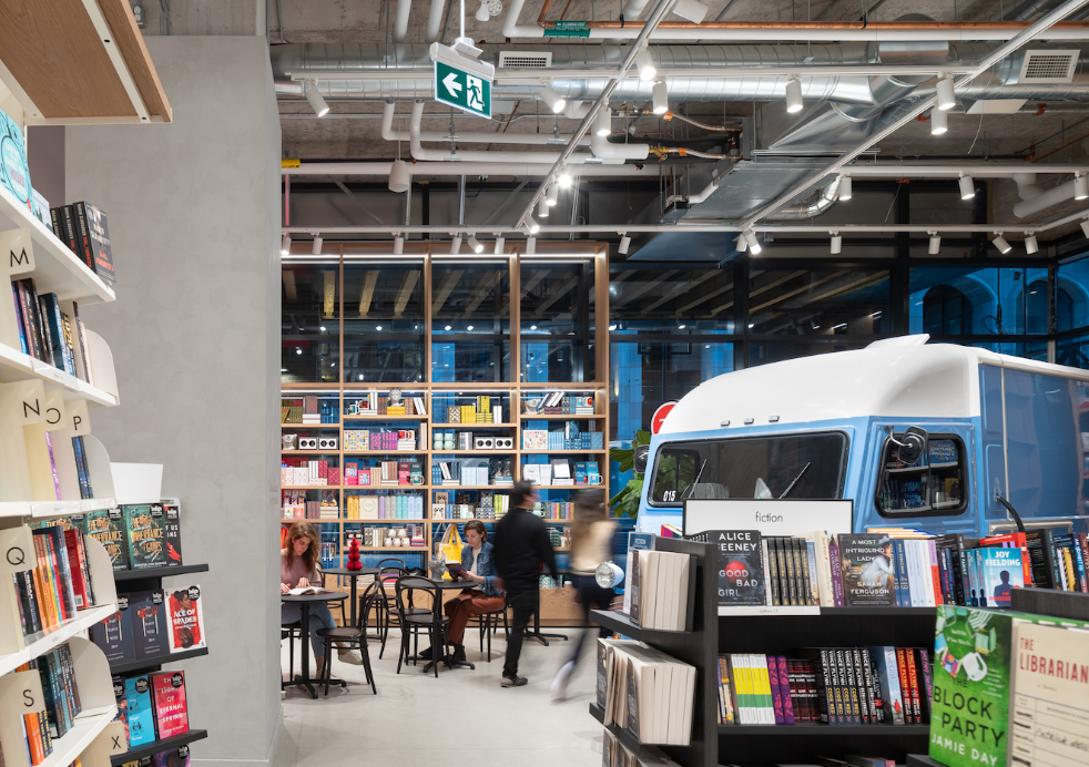 City不City啊~多伦多网红打卡新地标The Well：城市街溜子暴走传说中的“三里屯”