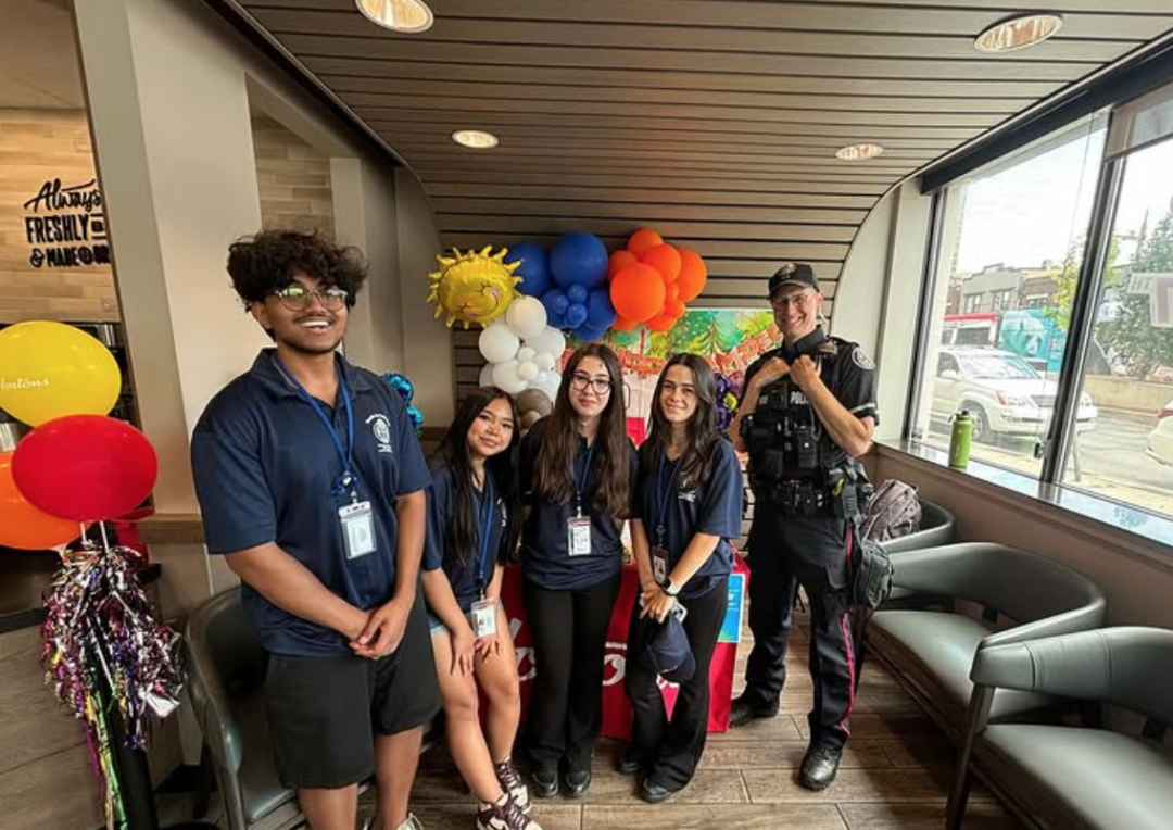 想当警察的中学生快来了解一下:多伦多警局正在招聘暑期工 想当警察的中学生快来了解一下:多伦多警局正在招聘暑期工